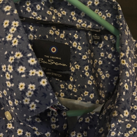 Men’s Size Medium Ben Sherman Floral Long Sleeve - Picture 3 of 7